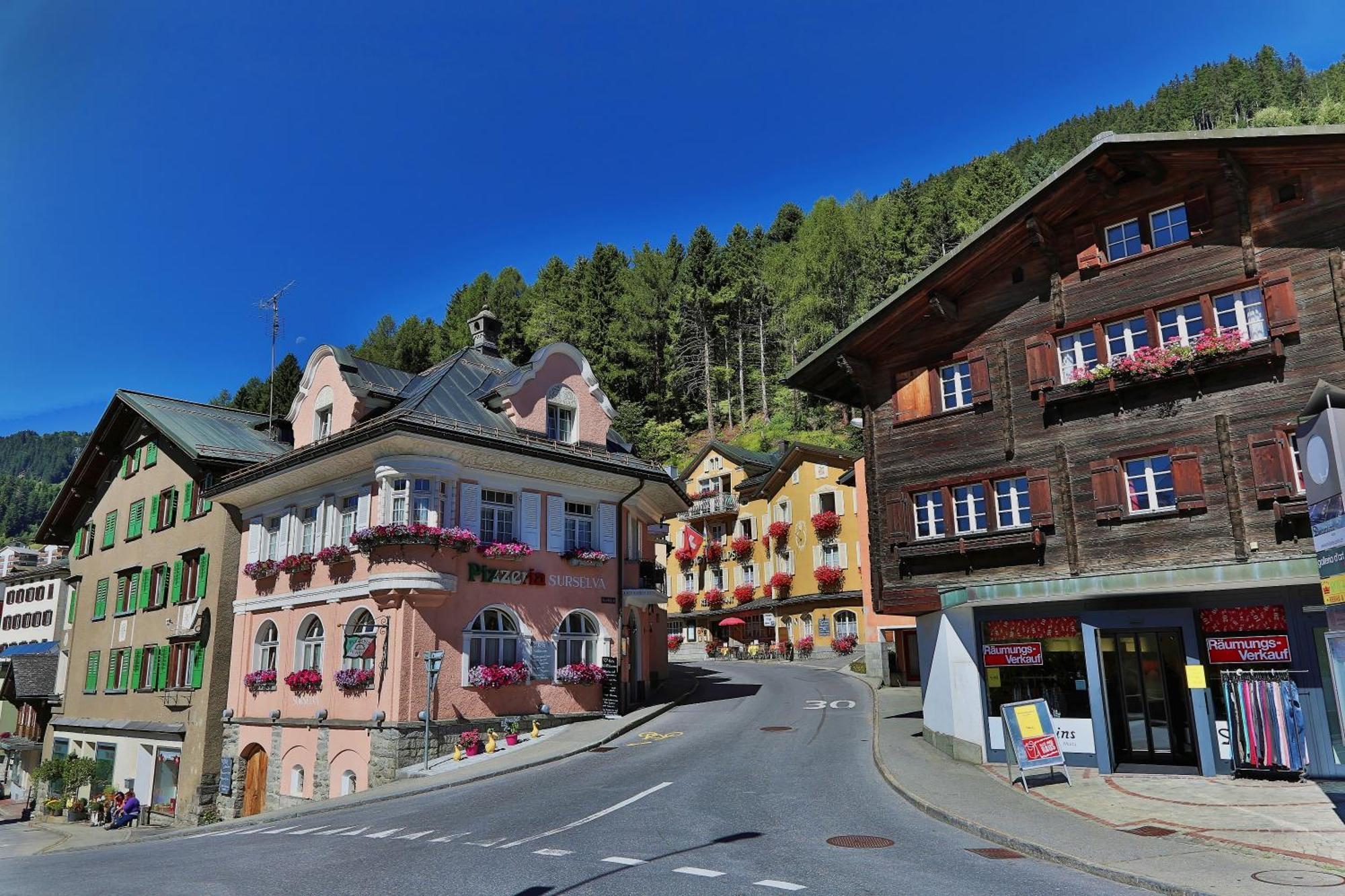 Hotel Alpsu Disentis Exteriör bild